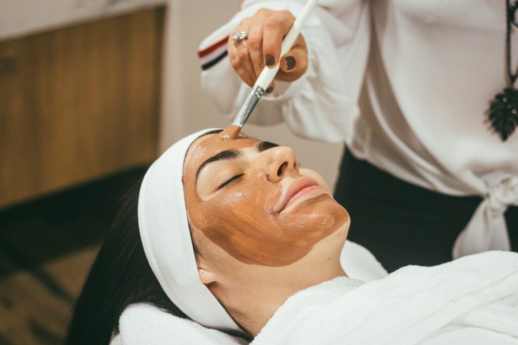 A Simple Skincare Routine for Naturally Glowing Skin